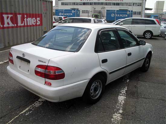 2000 Toyota Corolla Pictures
