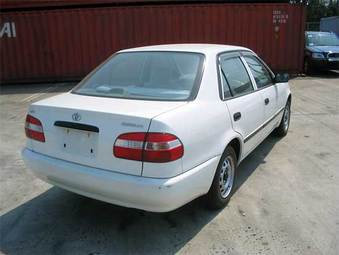2000 Toyota Corolla Pictures