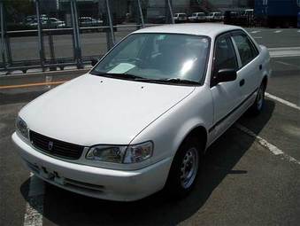 2000 Toyota Corolla Photos