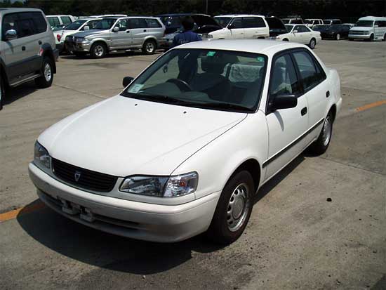 2000 Toyota Corolla Pictures