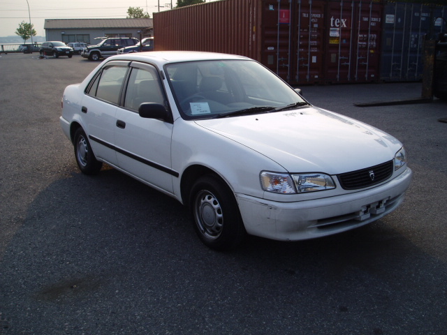 2000 Toyota Corolla Photos