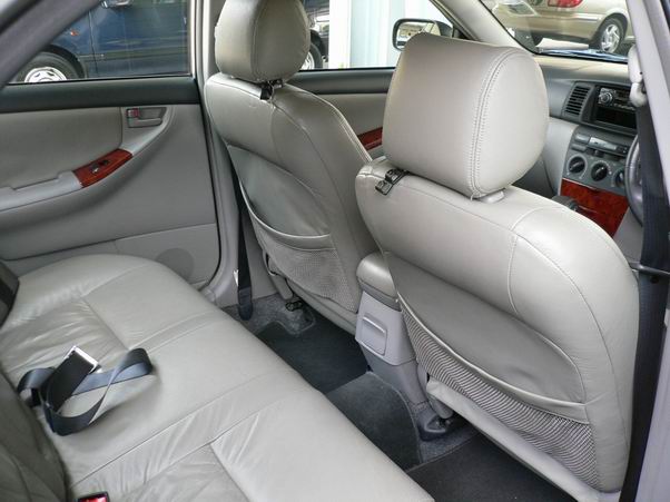 2000 Toyota Corolla Photos
