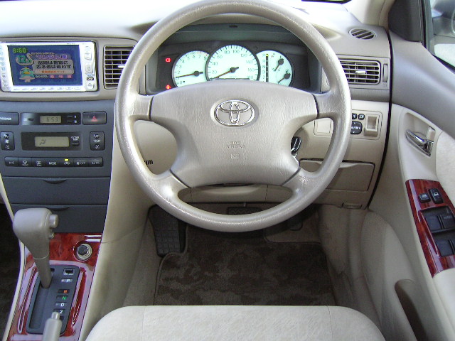 2000 Toyota Corolla Pictures