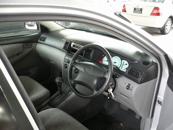 2000 Toyota Corolla Photos