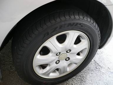 2000 Toyota Corolla Pictures