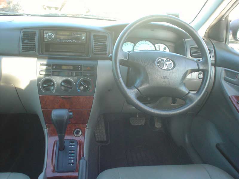 2000 Toyota Corolla Photos