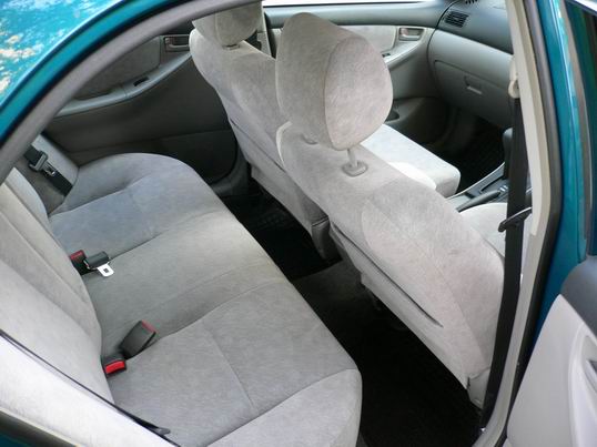 2000 Toyota Corolla Pictures