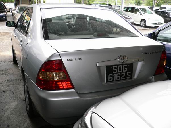 2000 Toyota Corolla Pictures
