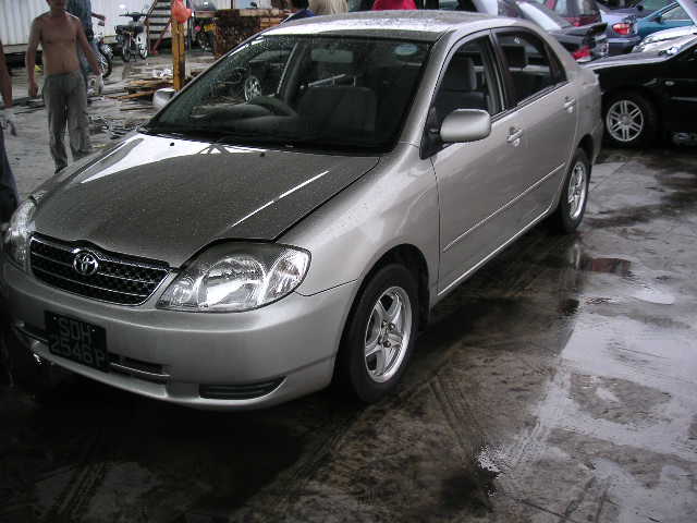 2000 Toyota Corolla Pictures