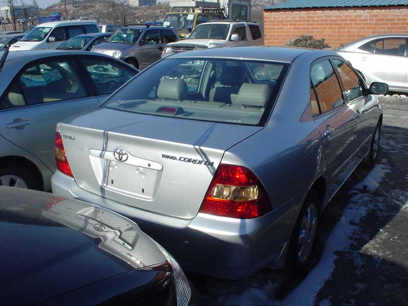 2000 Toyota Corolla Photos