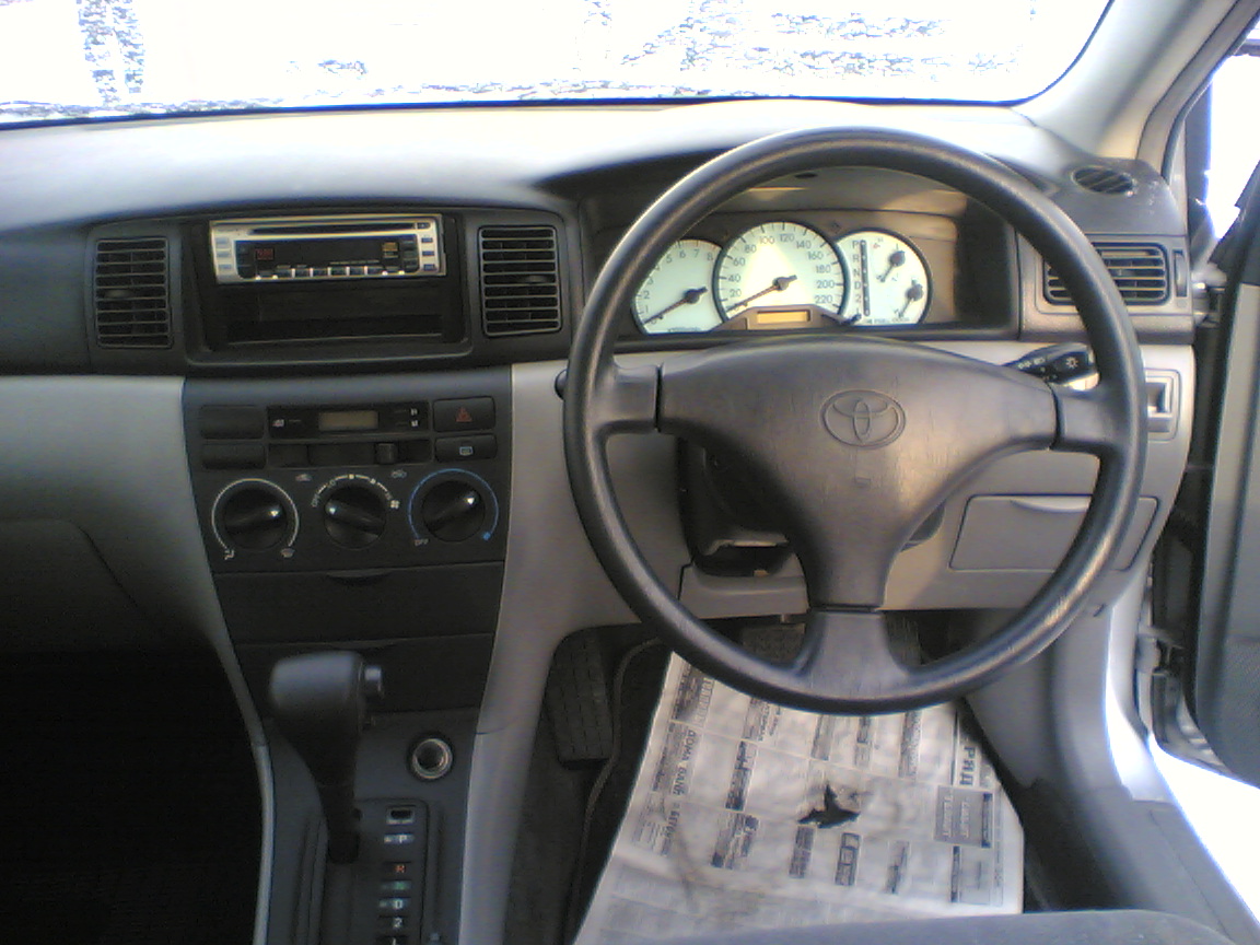 2000 Toyota Corolla Pictures