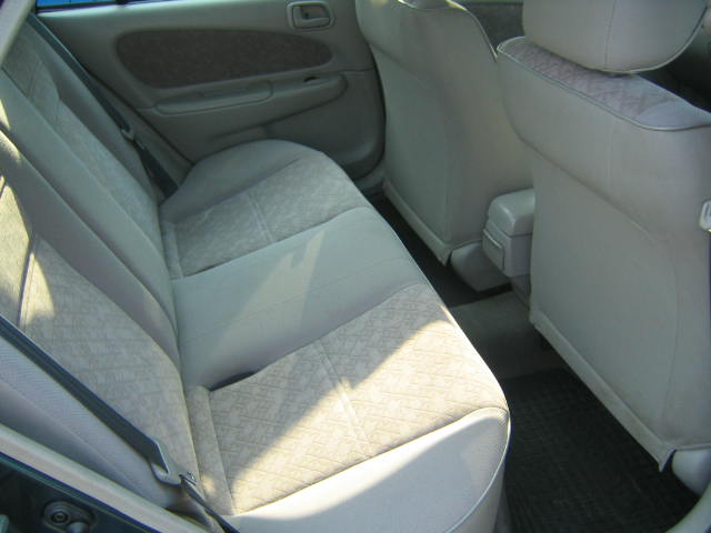 2000 Toyota Corolla Photos