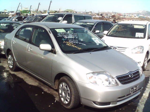 2000 Toyota Corolla Pictures