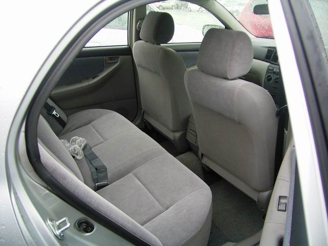 2000 Toyota Corolla Photos