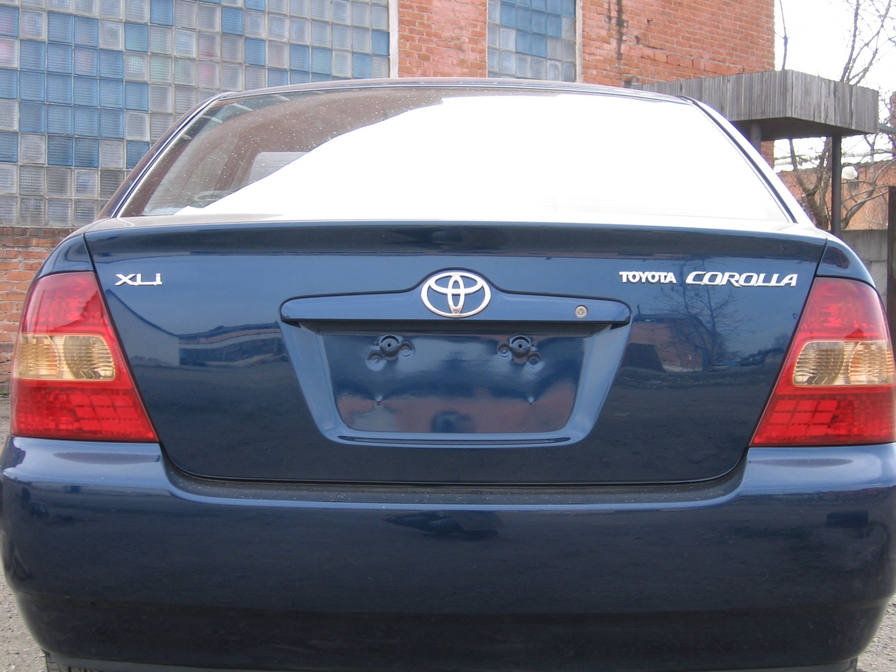2000 Toyota Corolla Images