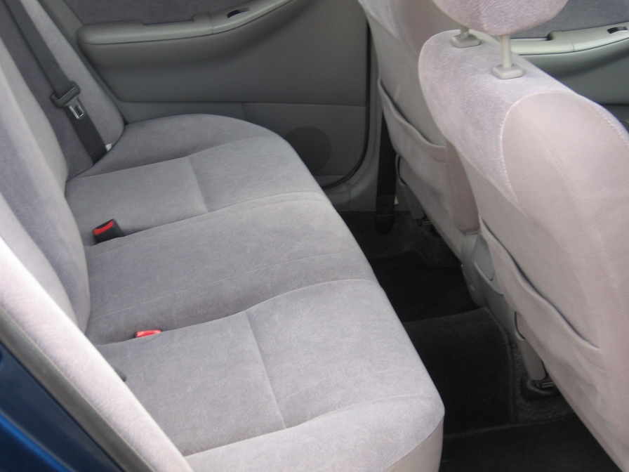 2000 Toyota Corolla Pictures