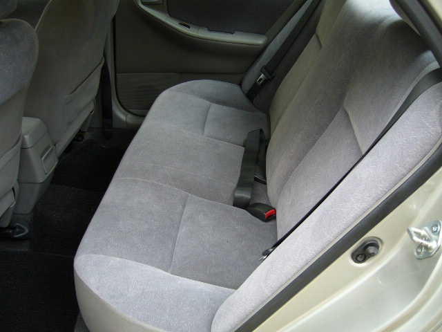 2000 Toyota Corolla Pictures