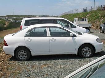 2000 Toyota Corolla Pictures