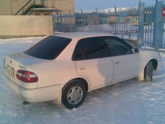 2000 Toyota Corolla Pictures