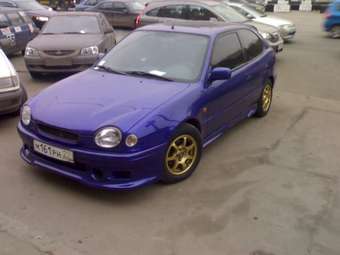 2000 Toyota Corolla Photos