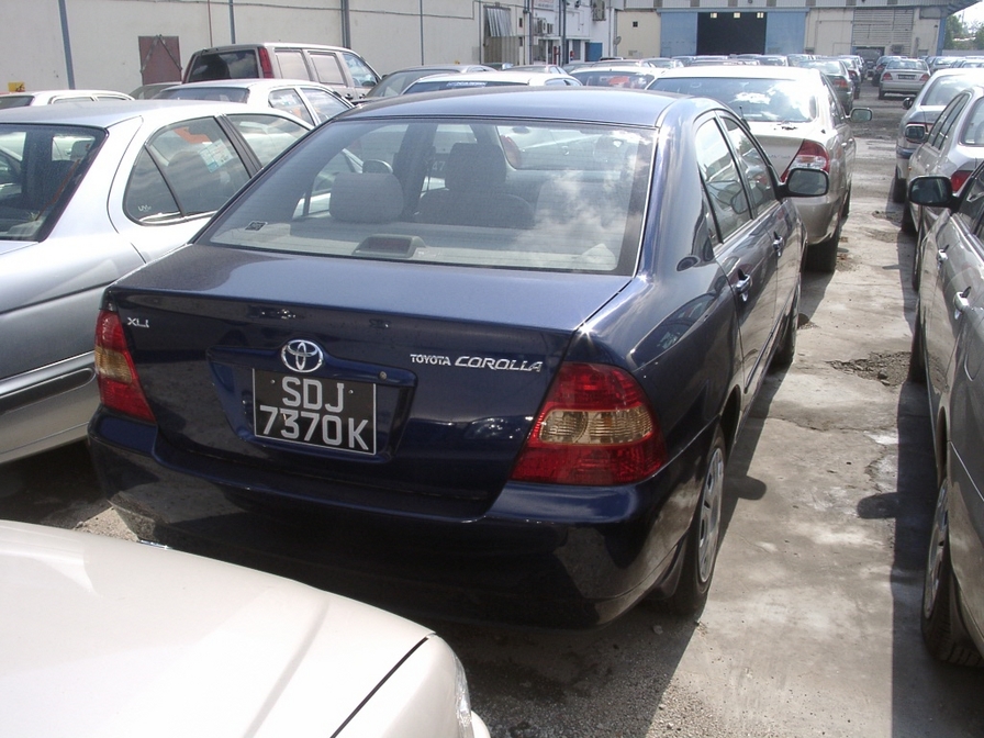 2001 Toyota Corolla Pictures