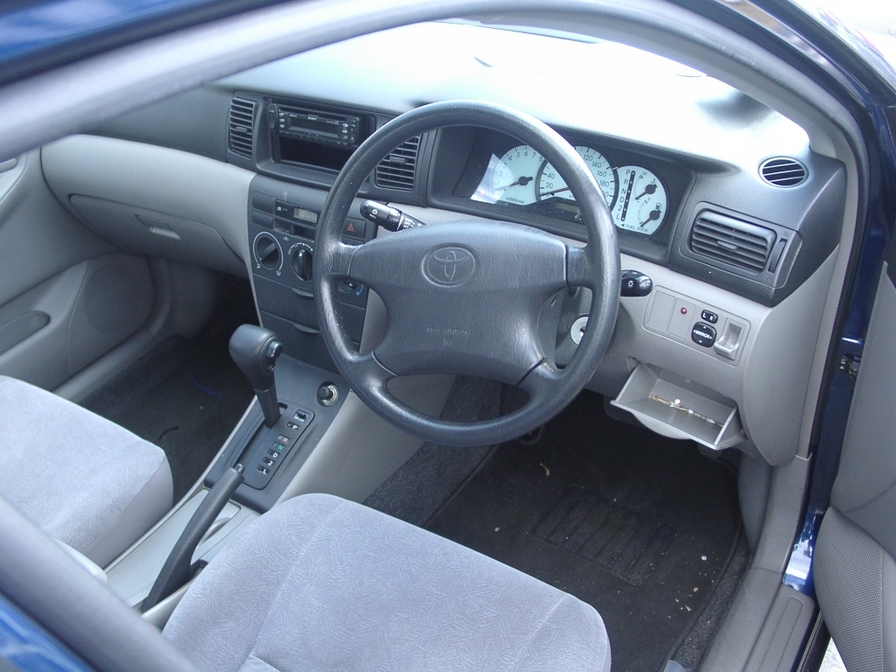 2001 Toyota Corolla Photos