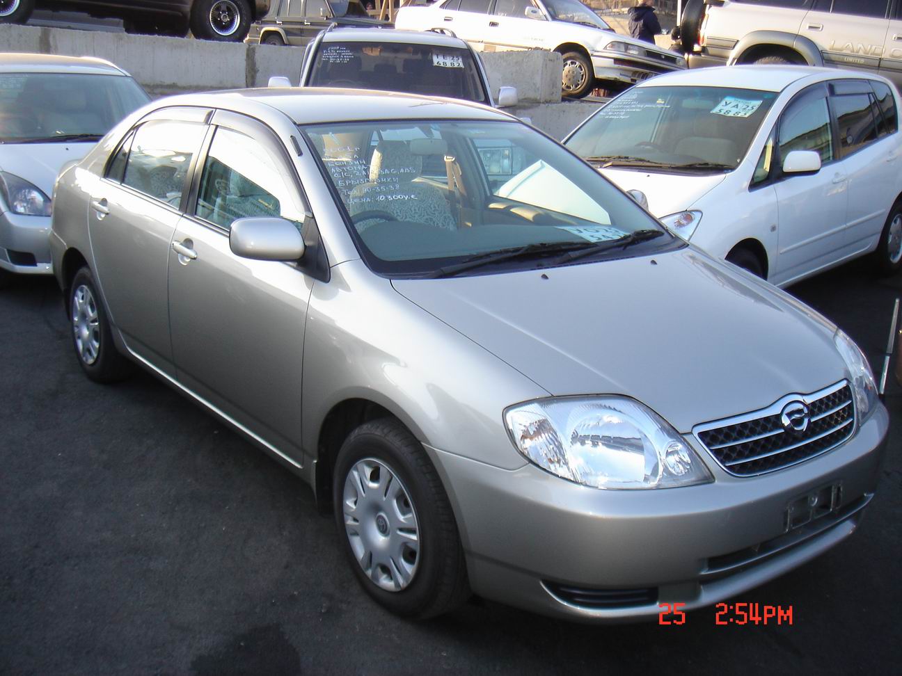 2001 Toyota Corolla Photos