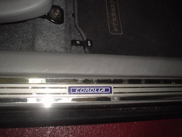 2001 Toyota Corolla Pictures