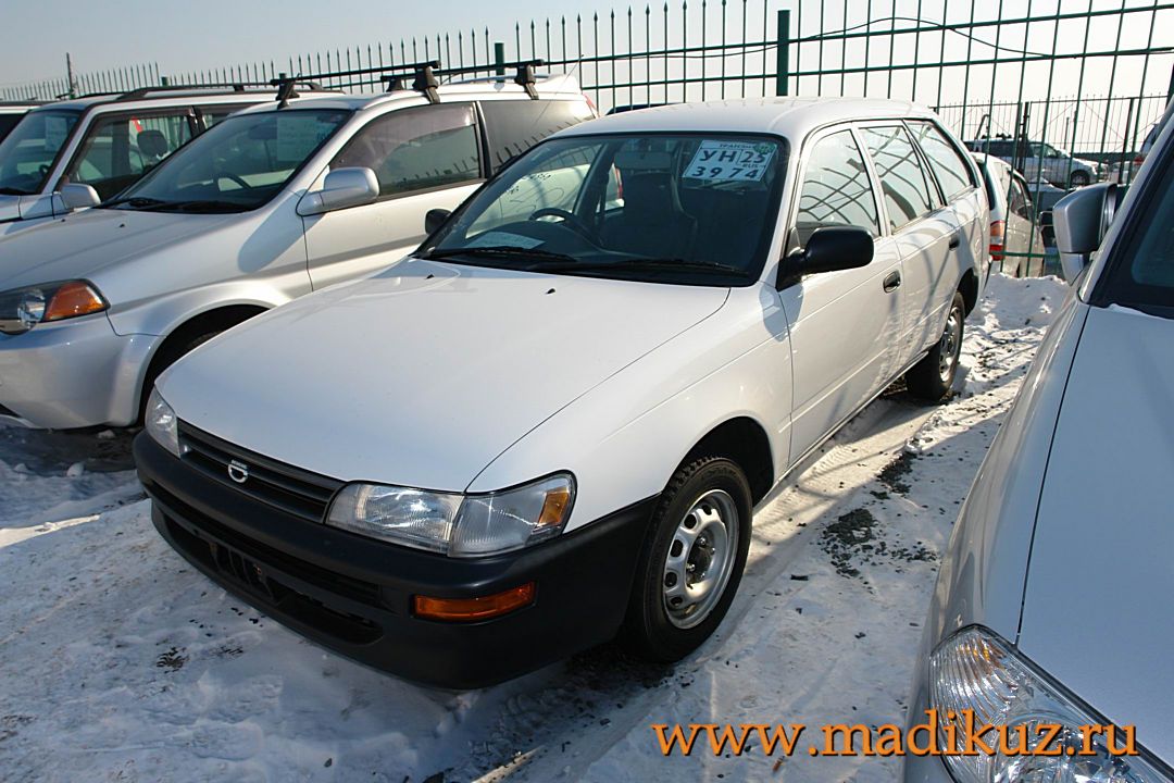 2001 Toyota Corolla Photos