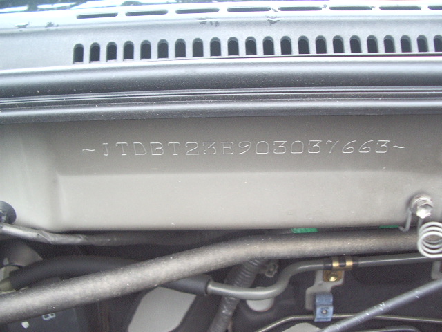 2001 Toyota Corolla Photos