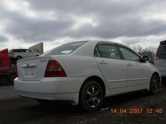 2001 Toyota Corolla Photos