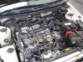 2001 Toyota Corolla Photos