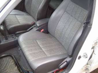 2001 Toyota Corolla Pictures