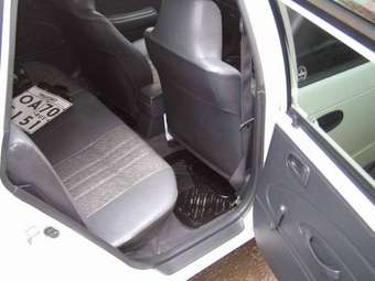 2001 Toyota Corolla Pics