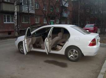 2001 Toyota Corolla Photos