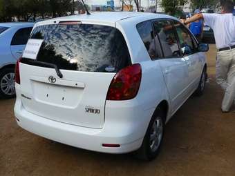 2001 Toyota Corolla Pictures
