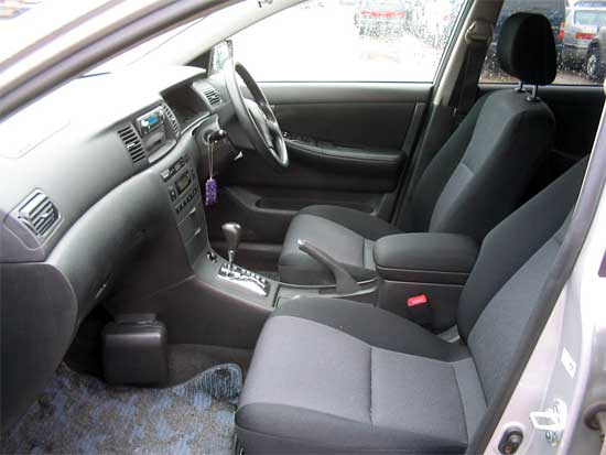 2002 Toyota Corolla Pictures