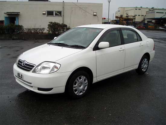 2002 Toyota Corolla Photos