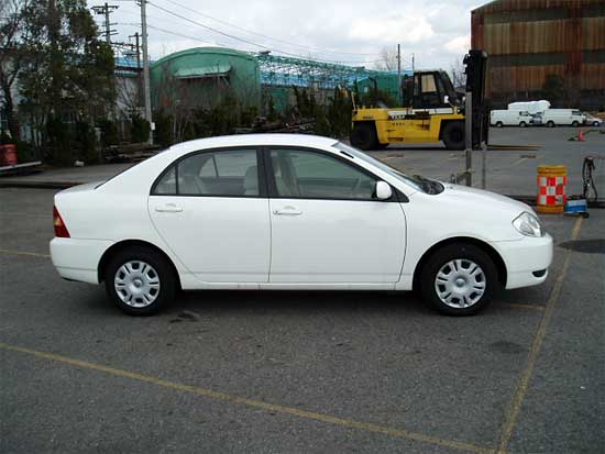 2002 Toyota Corolla Pictures
