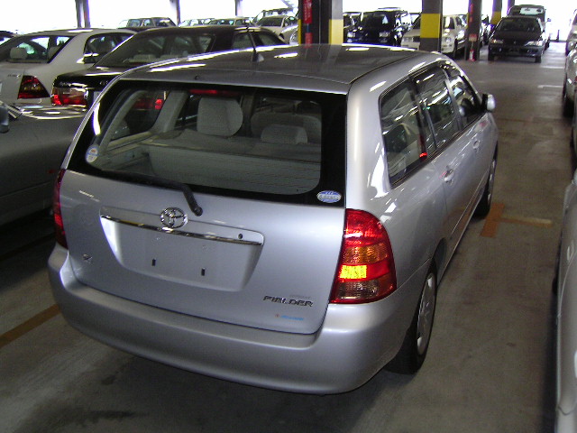 2002 Toyota Corolla Pictures