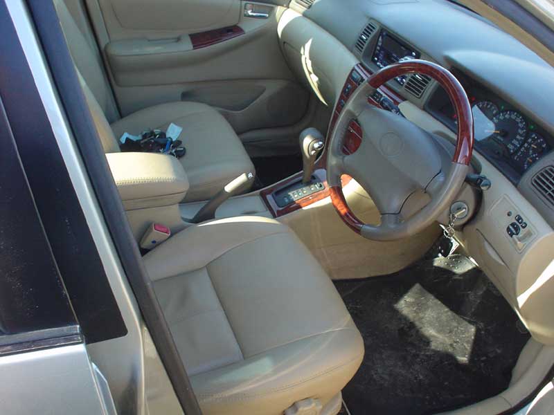 2002 Toyota Corolla Pictures