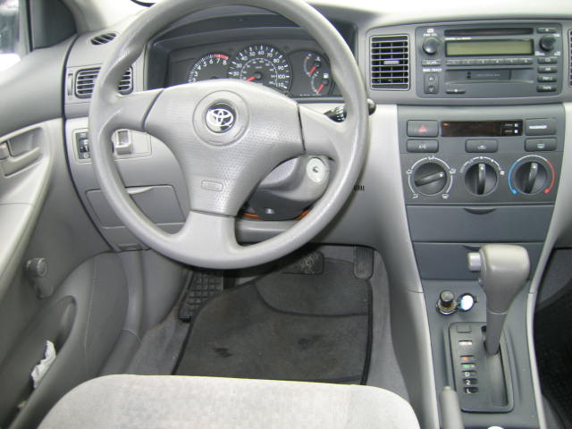 2002 Toyota Corolla Photos