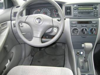 2002 Toyota Corolla Pictures
