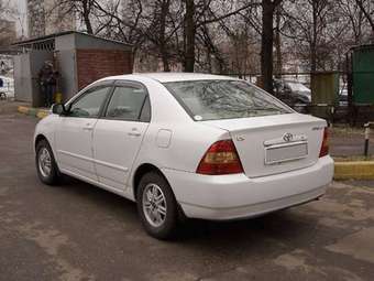 2002 Toyota Corolla Images