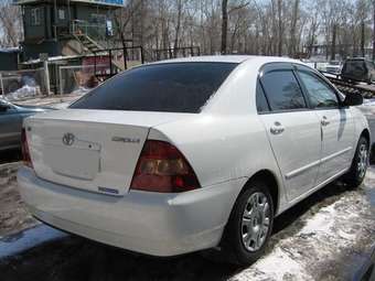 2002 Toyota Corolla Photos