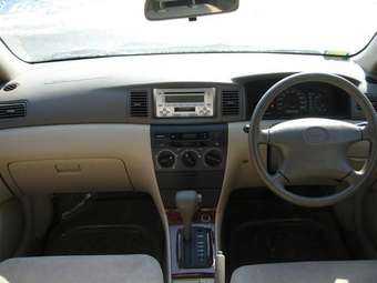 2002 Toyota Corolla Pictures