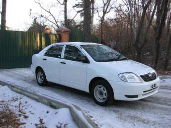 2002 Toyota Corolla Pictures