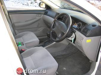 2002 Toyota Corolla Images