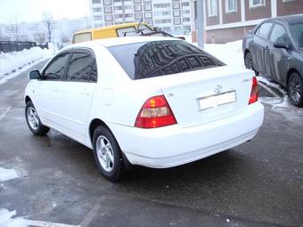 2002 Toyota Corolla Photos