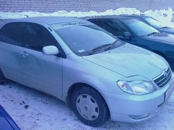 2002 Toyota Corolla Pictures